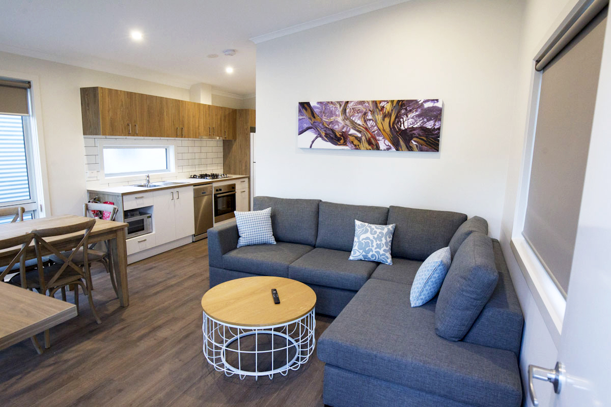 Discovery Parks Jindabyne Deluxe 2 Bedroom Cabin