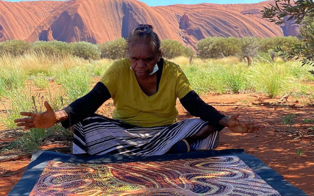 Things to see and do kings canyon red centre culture