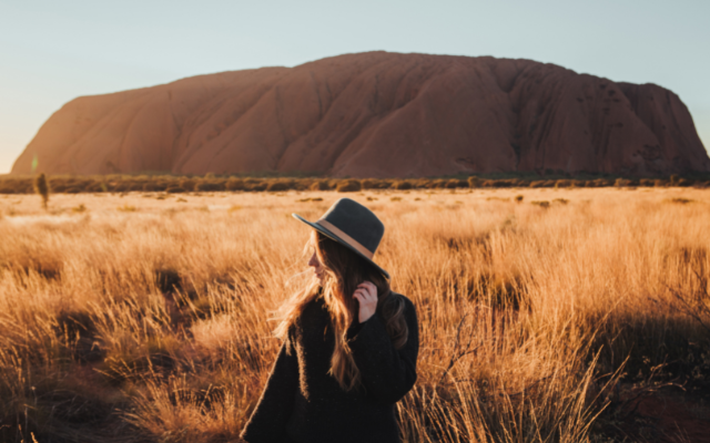 5 things to see and do australia red centre uluru