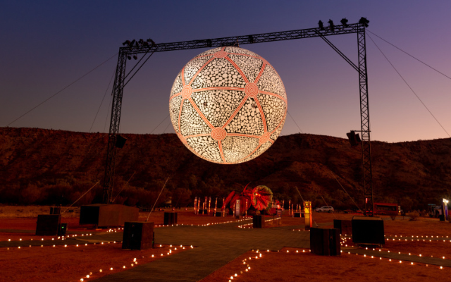 5 things to see and do australia red centre light festival alice springs