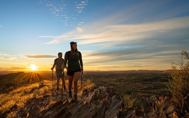 5 things to see and do australia red centre larapinta trail
