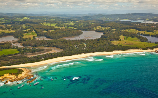 Unmissable bays in nsw narooma beach bay