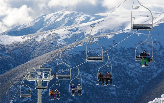 16 things to do in the victorian alps this winter alpine