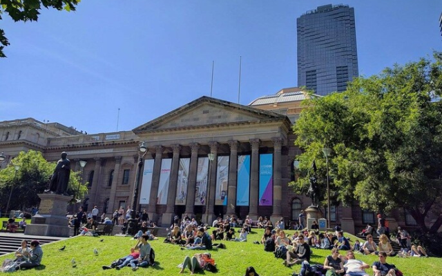 Free things to do in melbourne state library