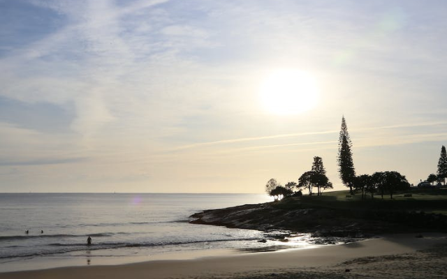 Free things to do in the QLD horseshoe bay beach